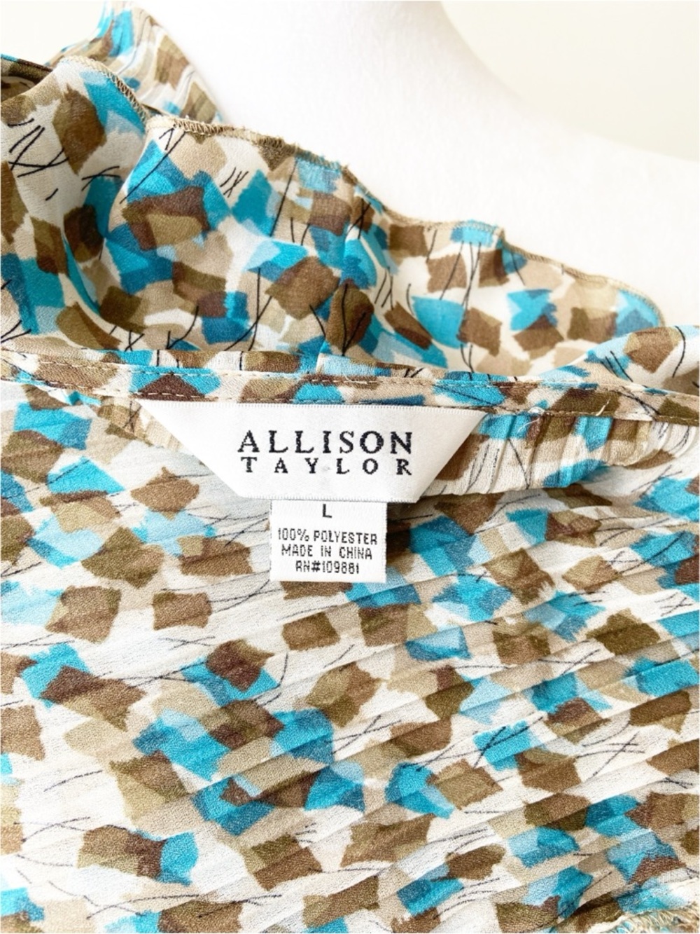 Allison Taylor Blue & Brown Ruffled Button-Front Blouse Size L - Picture 6 of 7